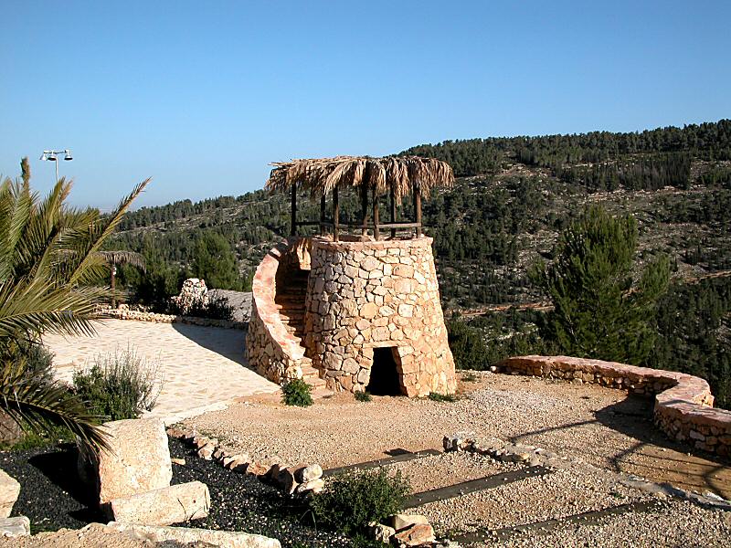 Reconstruction of a watchtower at Yad HaShmona. Photo courtesy of BiblePlaces.com.