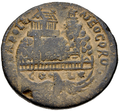 A third-century C.E. coin minted in Neapolis (modern Nablus) depicts Mount Gerizim with a colonnade and stairway leading up to a temple of Zeus built ca. 130 C.E. by the emperor Hadrian. To the right of the temple on a higher elevation is another structure that some scholars have identified as an altar or a synagogue of the Samaritans. Image courtesy of the Classical Numismatic Group.